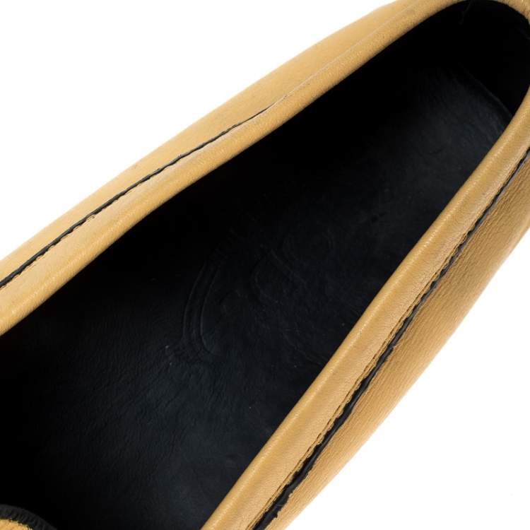Pre Owned Tod's Light Yellow Leather Gommino Loafers Size 39.5