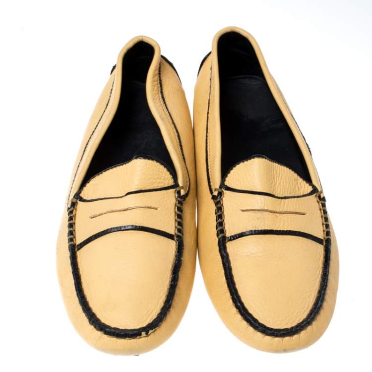 Pre Owned Tod's Light Yellow Leather Gommino Loafers Size 39.5