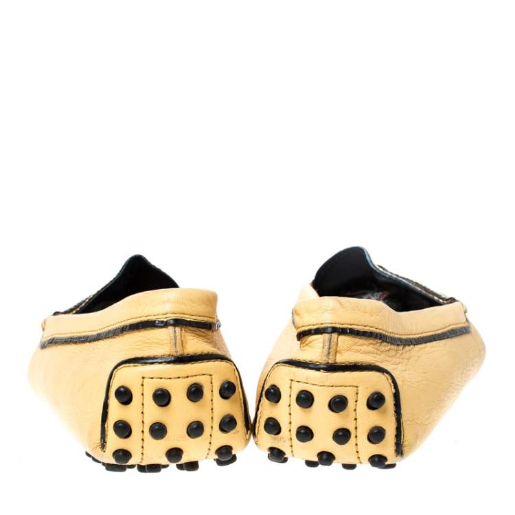 Pre Owned Tod's Light Yellow Leather Gommino Loafers Size 39.5