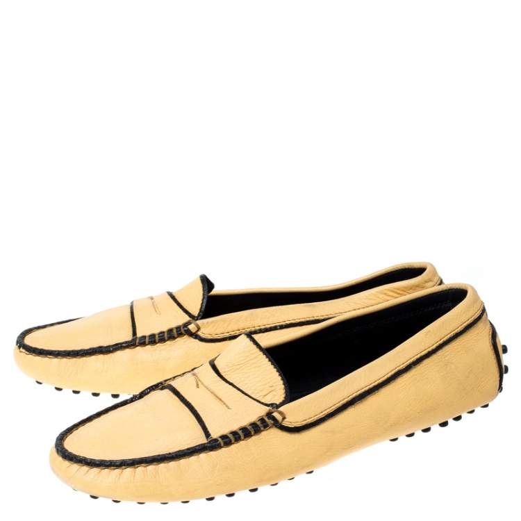 Pre Owned Tod's Light Yellow Leather Gommino Loafers Size 39.5