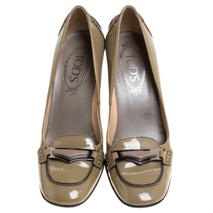 Pre Owned Tod's Beige Patent Leather Block Heel Loafer Pumps Size 37