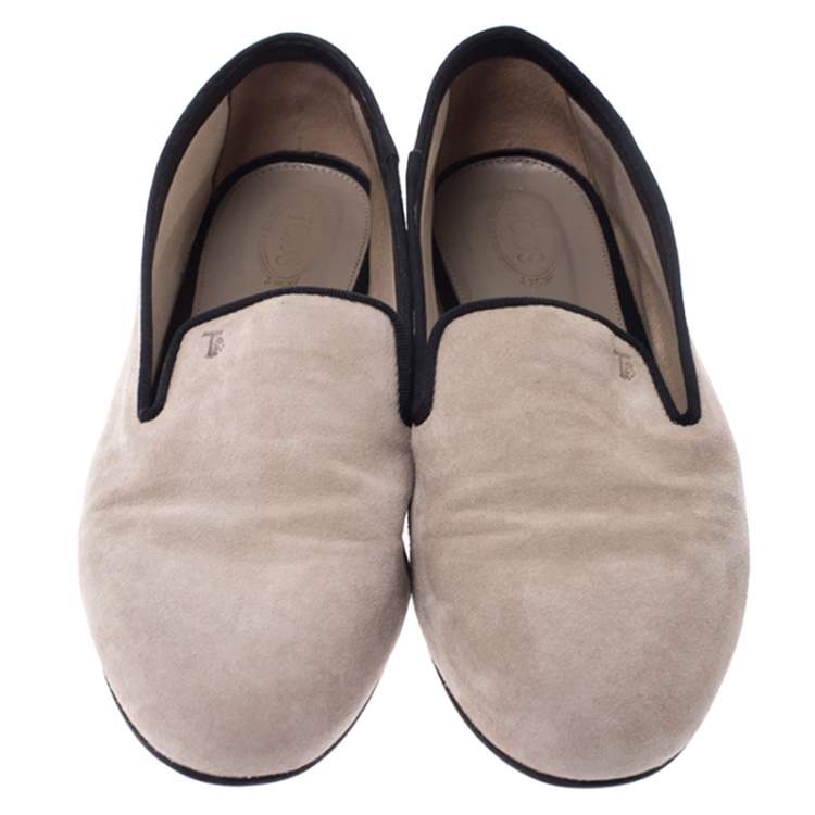 مملوكة مسبقًا Tod's Beige Suede Slip On Loafers Size 38