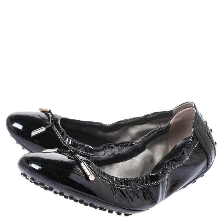 Pre Owned Tod's Black Patent Leather Scrunch Ballet Flats Size 38