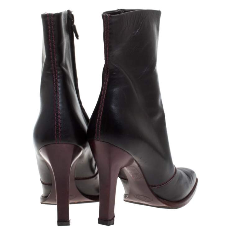Pre Owned Tod's Black Leather Pointed Toe Ankle Boots Size 38