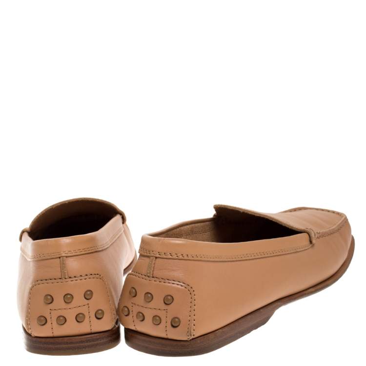 Pre Owned Tod's Tan Leather Slip On Loafers Size 40