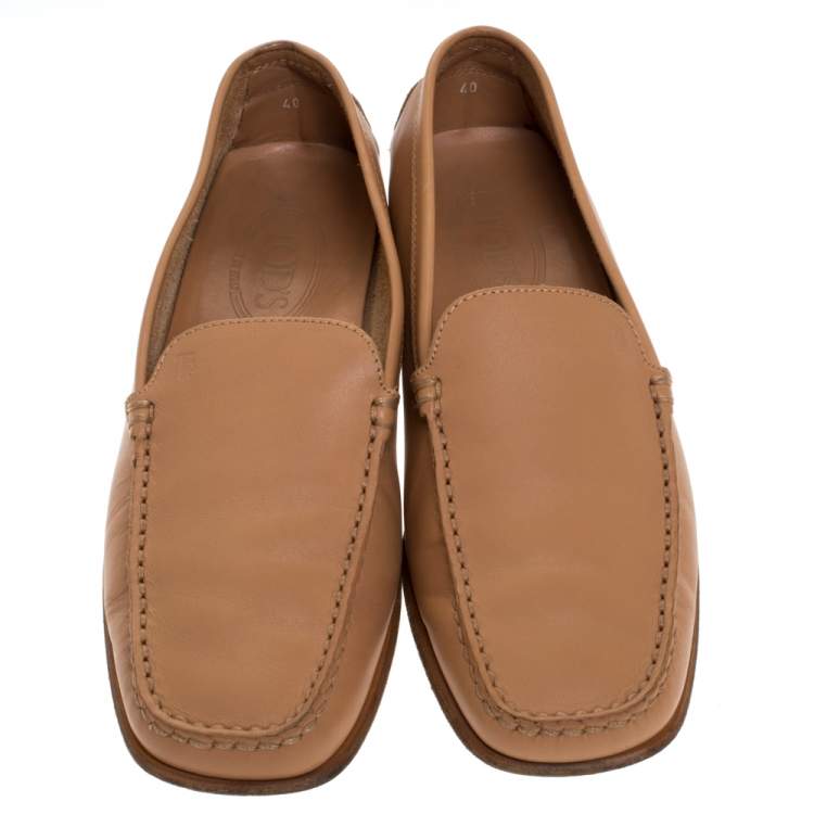 Pre Owned Tod's Tan Leather Slip On Loafers Size 40
