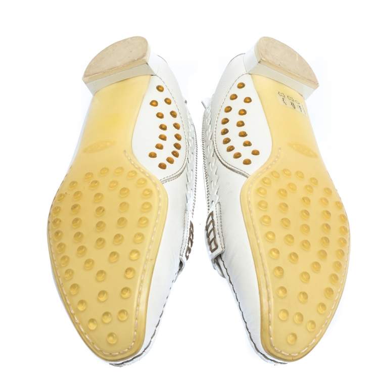 Pre Owned Tod's White Leather Pointed Toe Slip On Loafers Size 39