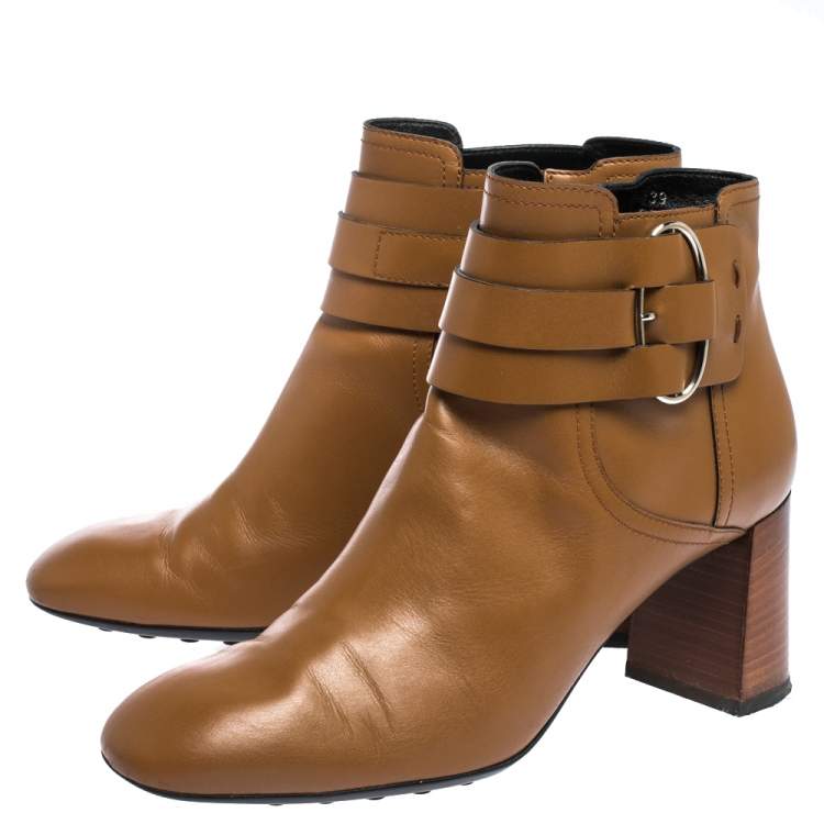 Pre Owned Tod's Brown Leather Buckle Detail Ankle Booties Size 39