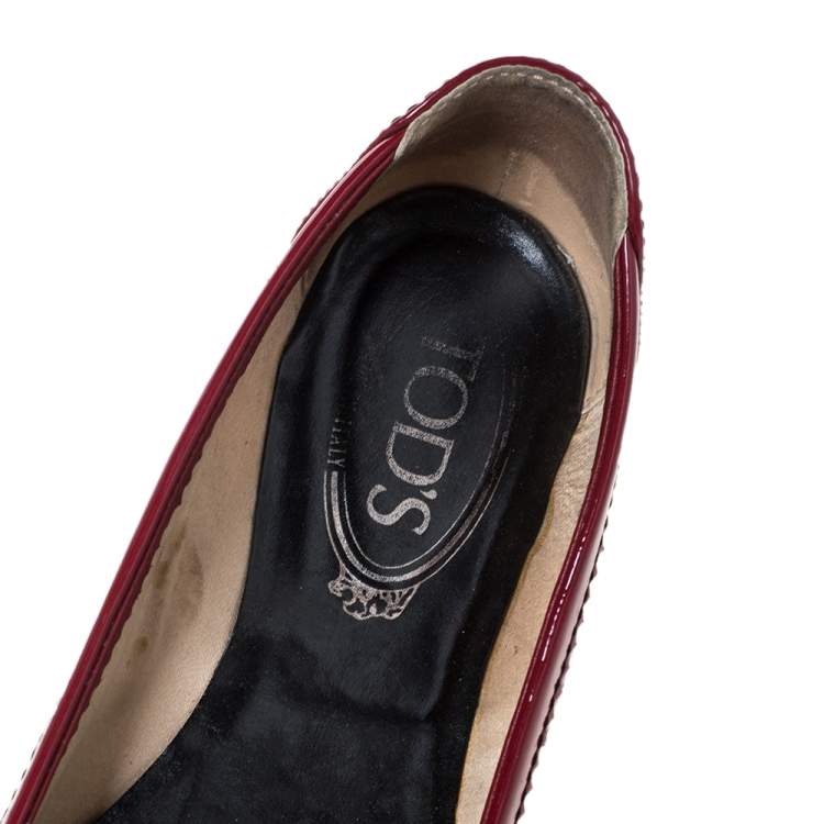 Pre Owned Tod's Dark Red Brogue Patent Leather Ballet Flats Size 38