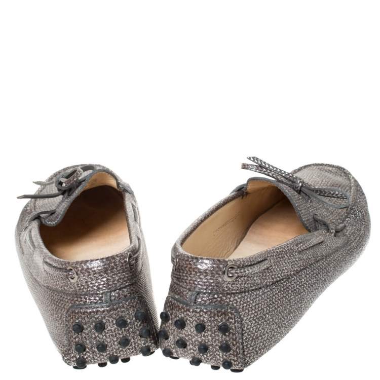 Pre Owned Tod's Grey/Silver Glitter Leather Bow Detail Driving Loafers Size 37.5