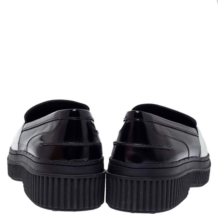 مملوكة مسبقًا Tod's Black/White Leather And Patent Platform Penny Loafers Size 41