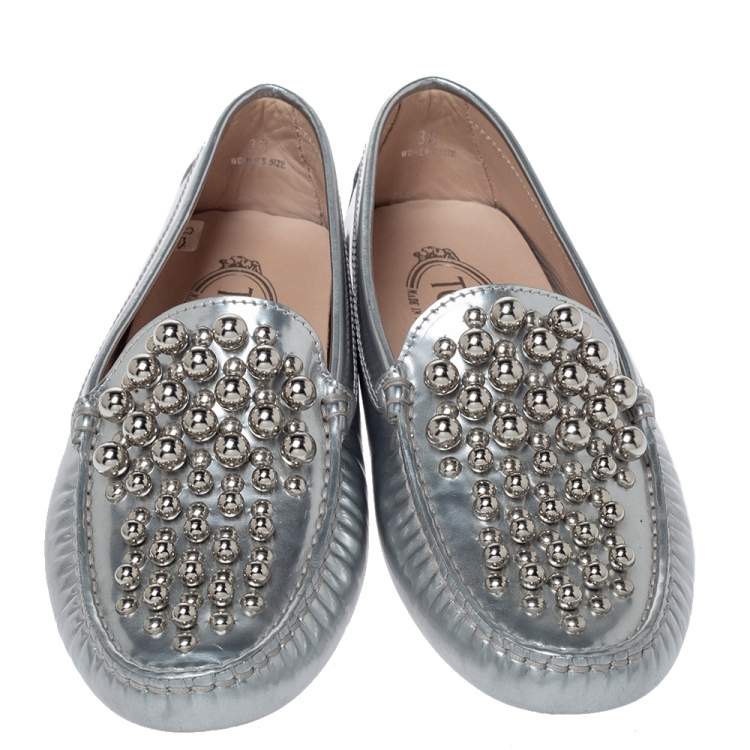 Pre Owned Tod's Silver Patent Leather Studded Loafers Size 38