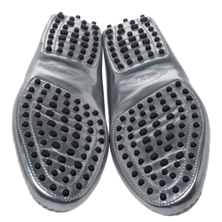 Pre Owned Tod's Silver Patent Leather Studded Loafers Size 38