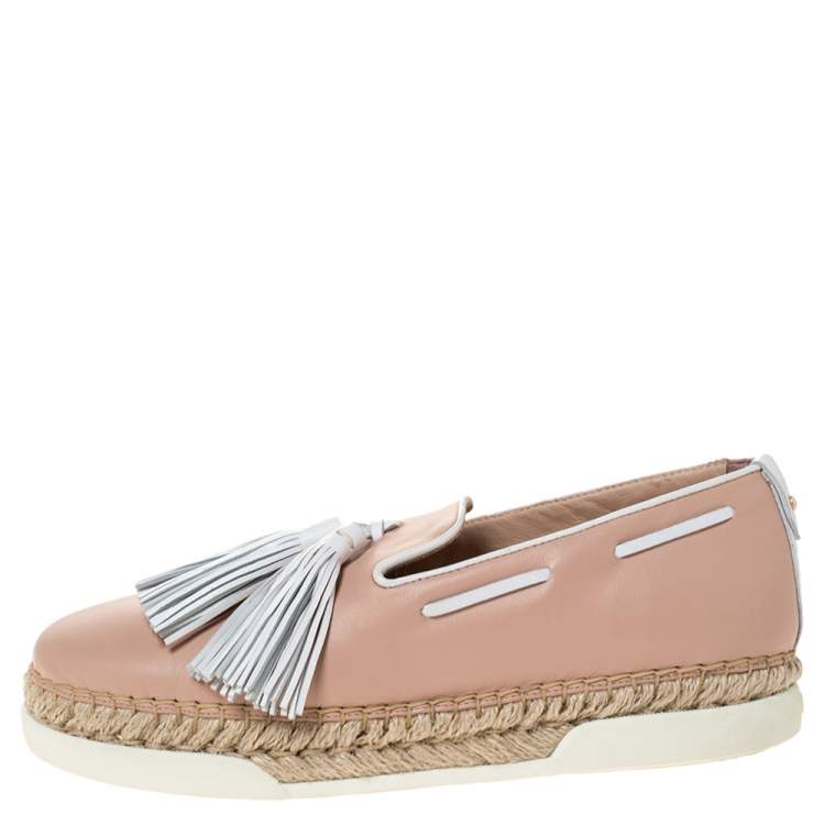 مملوكة مسبقًا Tod's Powder Pink Leather Tassel Espadrille Platform Sneaker Size 37.5