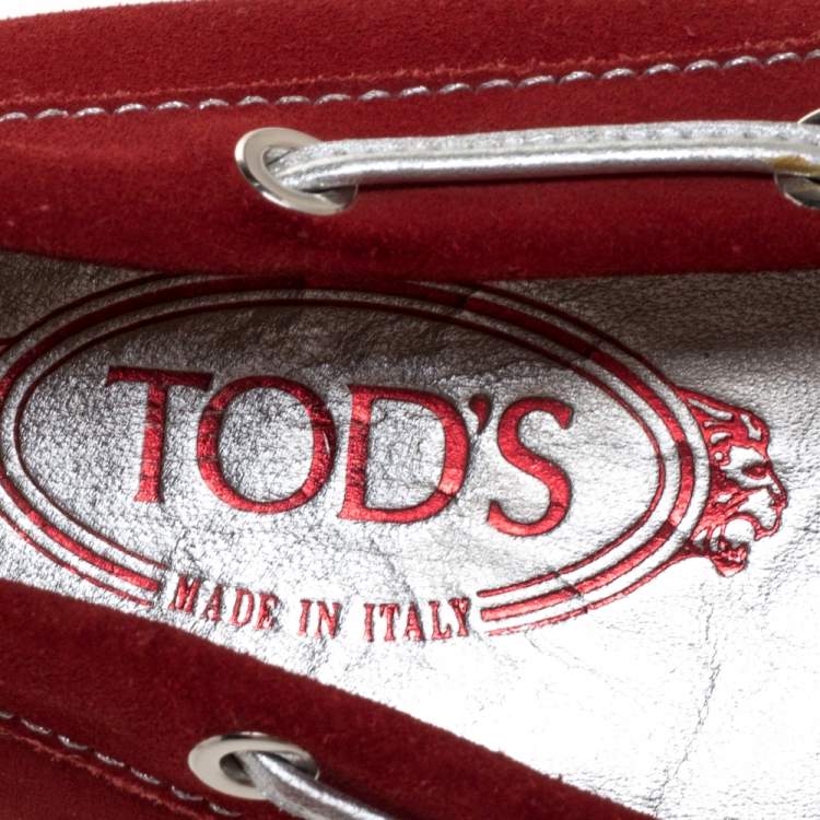Pre Owned Tod's Red Suede And Silver Bow Loafers Size 35.5