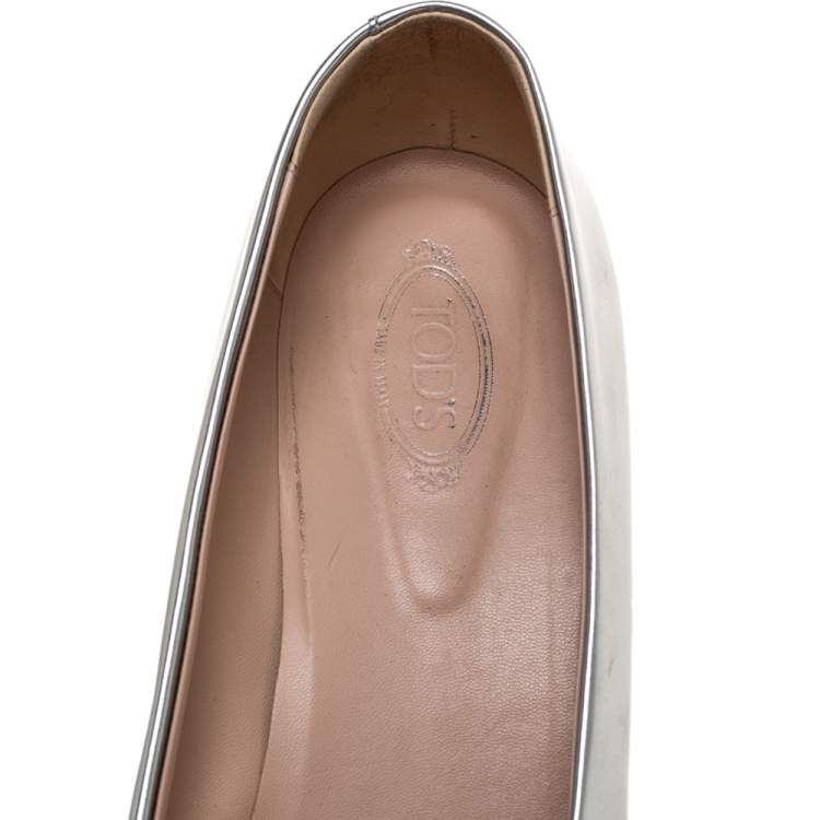 Pre Owned Tod's Silver/Black Foil Leather And Leather Cap Toe Block Heel Pumps Size 39.5