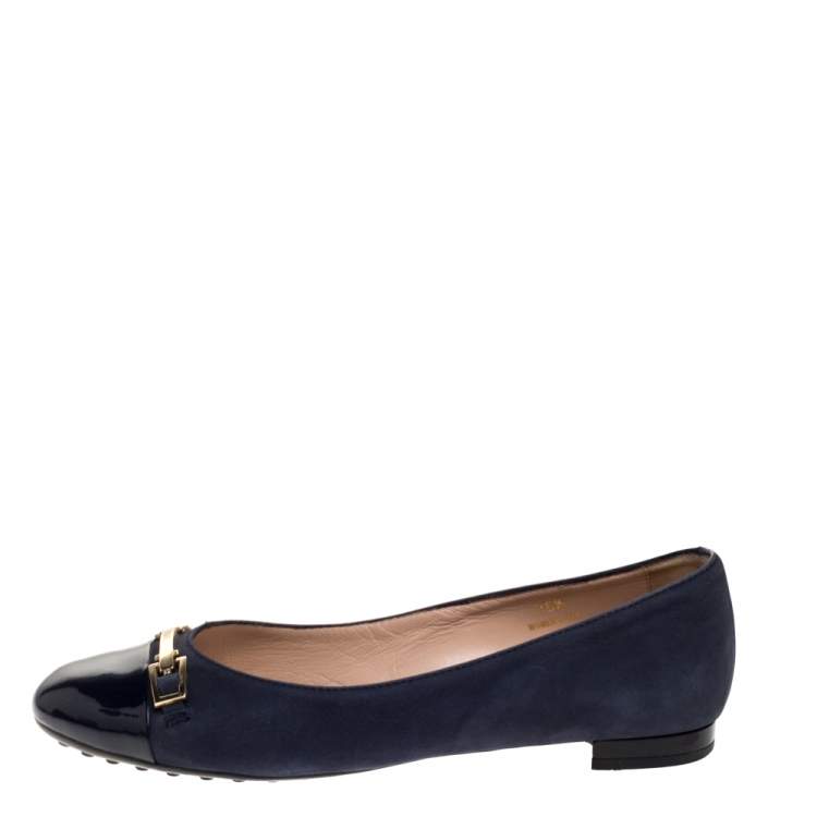 مملوكة مسبقًا Tod's Navy Blue Suede and Patent Leather Cap Toe Buckle Ballet Flats Size 36.5