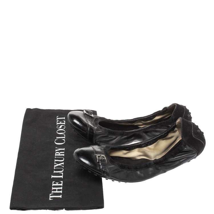 Pre Owned Tod's Black Leather, Patent And Suede Trim Cap Toe Buckle Scrunch Ballet Flats Size 38