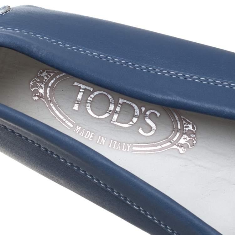 مملوكة مسبقًا Tod's Blue Leather Double T Slip On Loafers Size 41.5