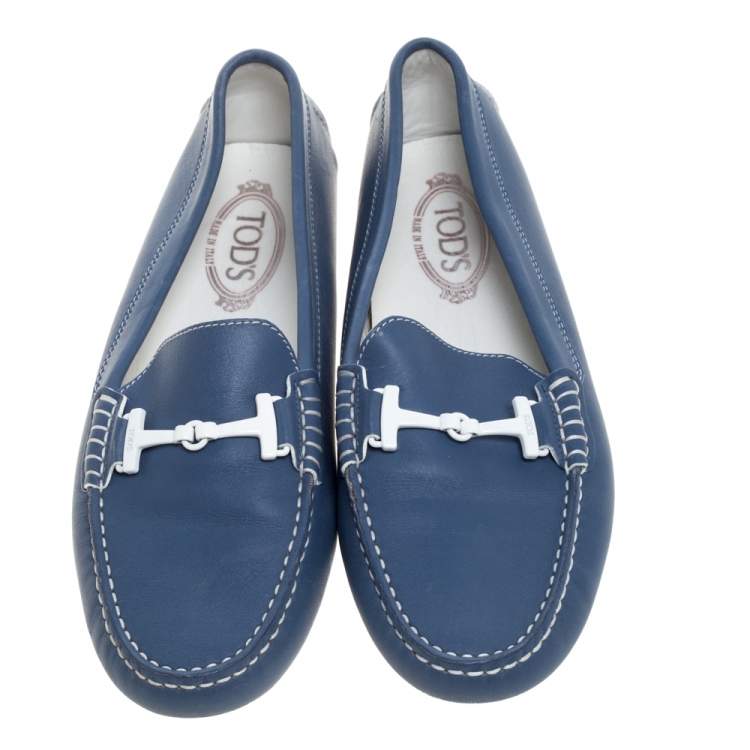مملوكة مسبقًا Tod's Blue Leather Double T Slip On Loafers Size 41.5