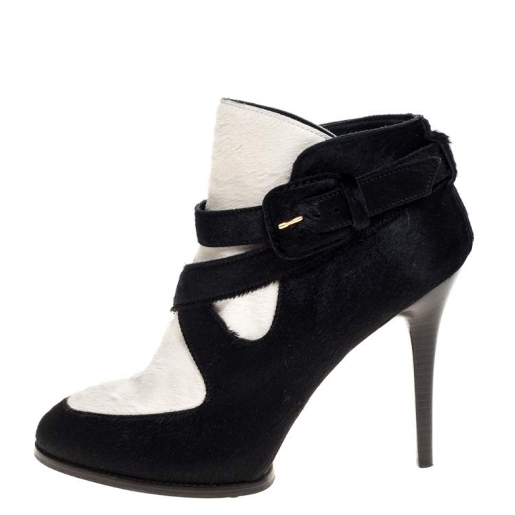 Pre Owned Tod's Black/White Calf Hair Cross Strap Buckle Detail Ankle Boots Size 40