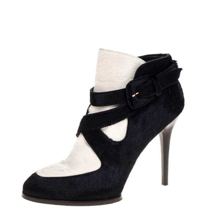 Pre Owned Tod's Black/White Calf Hair Cross Strap Buckle Detail Ankle Boots Size 40
