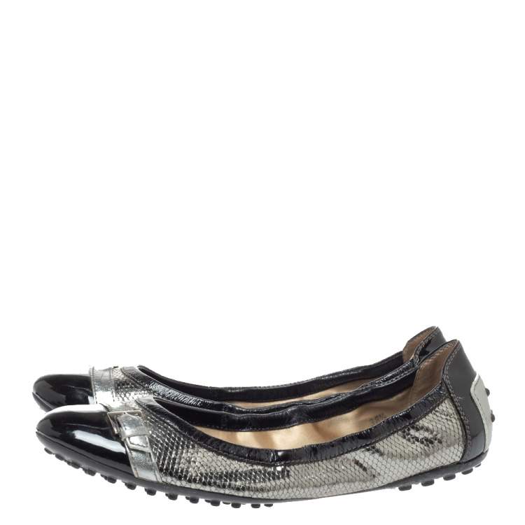 Pre Owned Tod's Black Patent And Metallic Grey Snakeskin Embossed Buckle Detail Ballet Flats Size 38.5