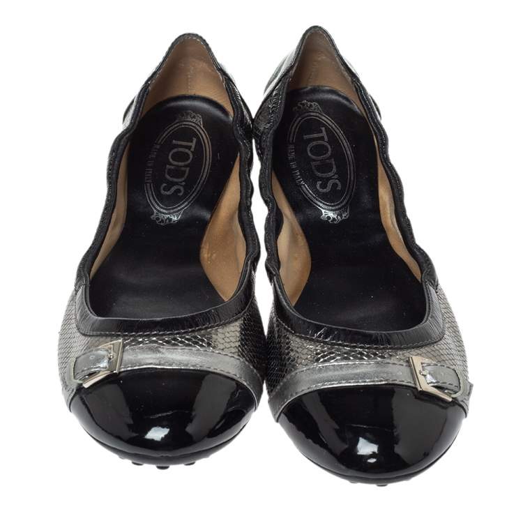 Pre Owned Tod's Black Patent And Metallic Grey Snakeskin Embossed Buckle Detail Ballet Flats Size 38.5