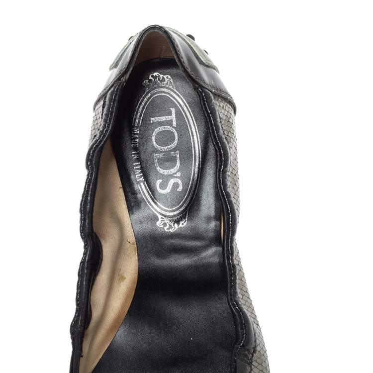 Pre Owned Tod's Black Patent And Metallic Grey Snakeskin Embossed Buckle Detail Ballet Flats Size 38.5