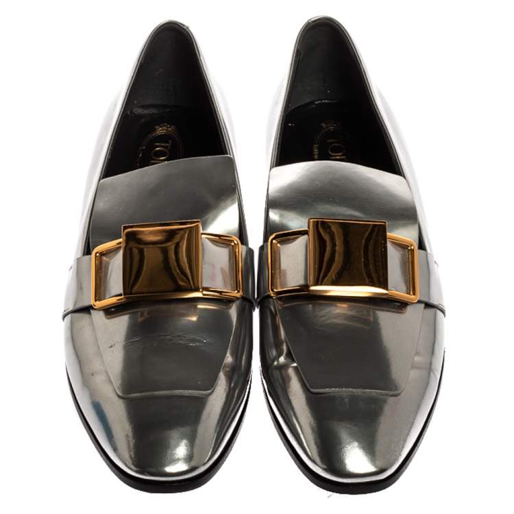 Pre Owned Tod's Metallic Silver Leather Slip On Loafers Size 38