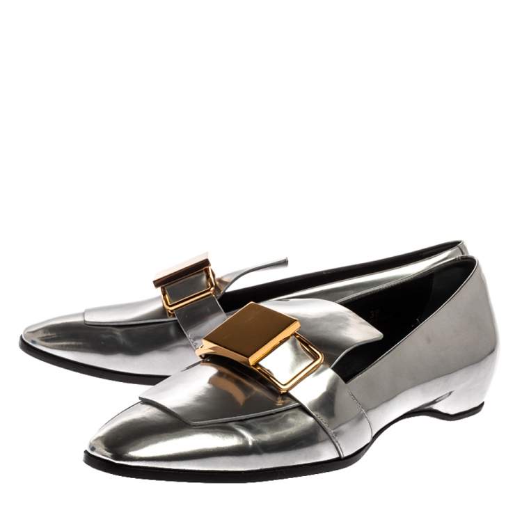 Pre Owned Tod's Metallic Silver Leather Slip On Loafers Size 38