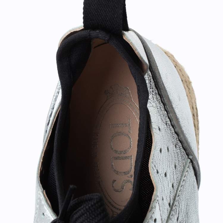 Pre Owned Tod's Metallic Silver Perforated Leather Espadrille Low Top Sneakers Size 39