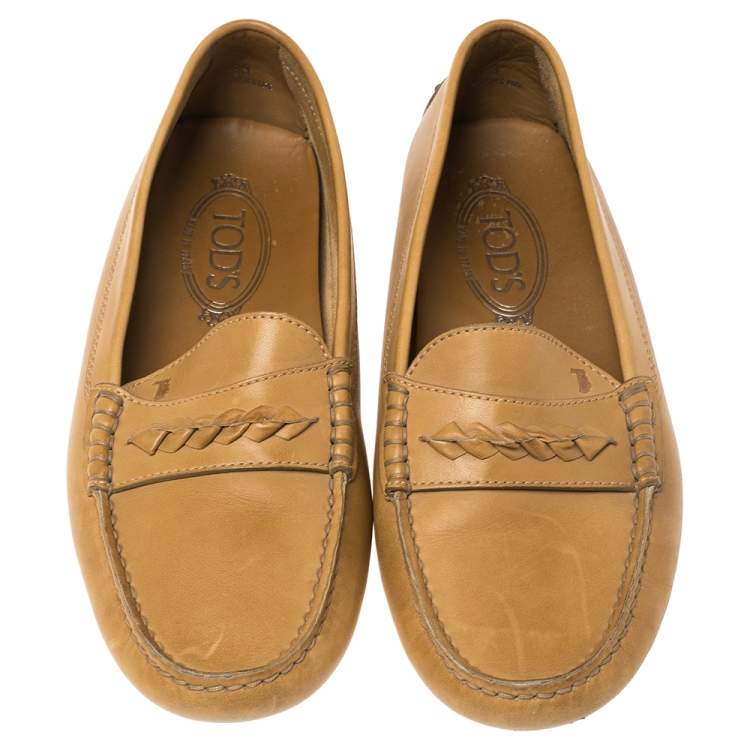 Pre Owned Tod's Tan Leather Loafers Size 39