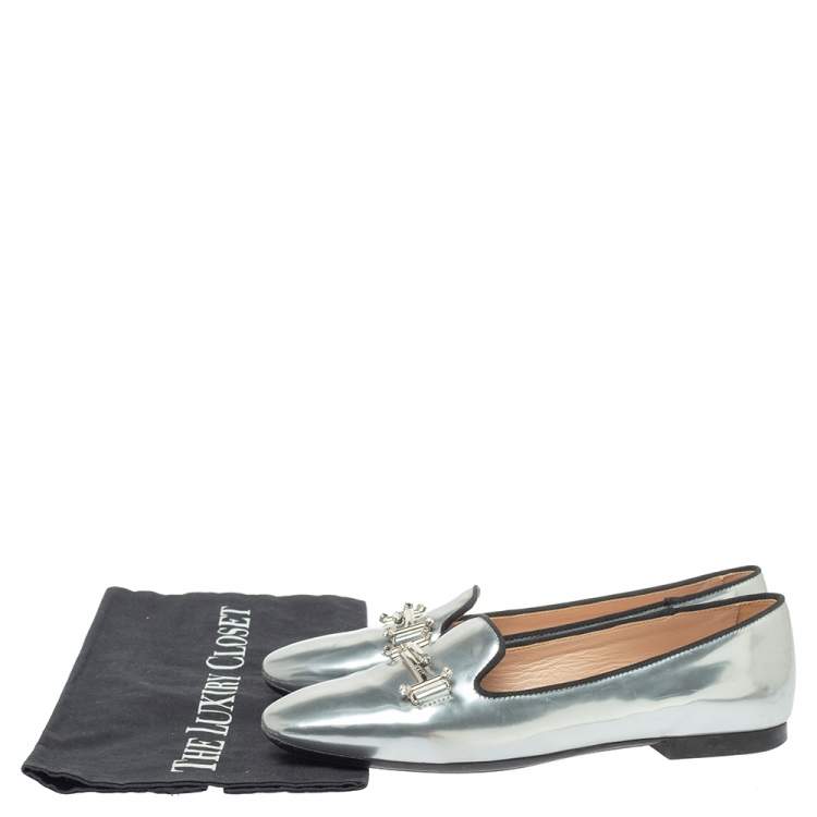 Pre Owned Tod's Metallic Silver Patent Leather  Double T-Smoking Slippers Size 36.5