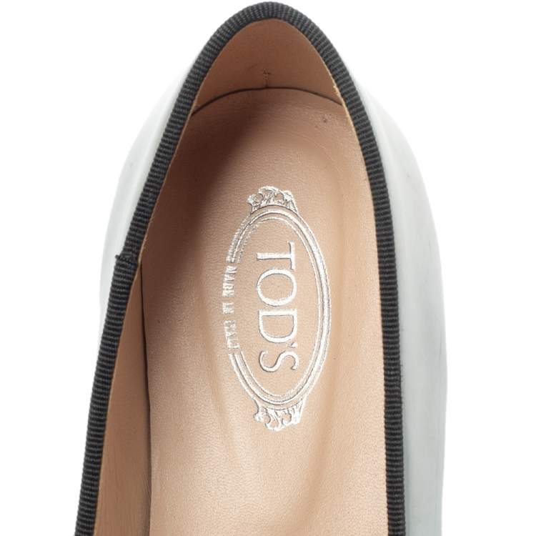 Pre Owned Tod's Metallic Silver Patent Leather  Double T-Smoking Slippers Size 36.5