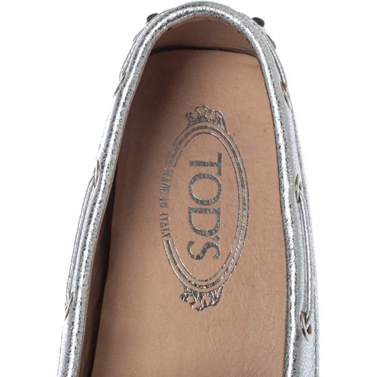 Pre Owned Tod's Silver Leather Logo Gommino Bow Loafers Size 37