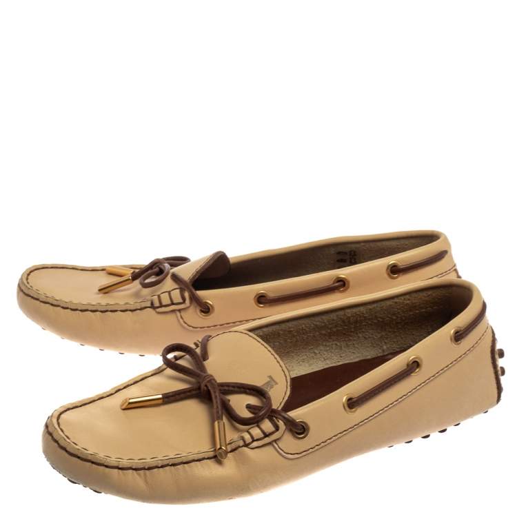 Pre Owned Tod's Beige Leather Gommino Driving Bow Loafers Size 37
