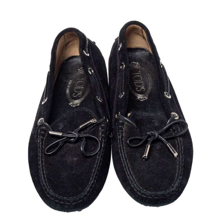 مملوكة مسبقًا Tod's Black Suede Slip On Bow Loafers Size 38.5