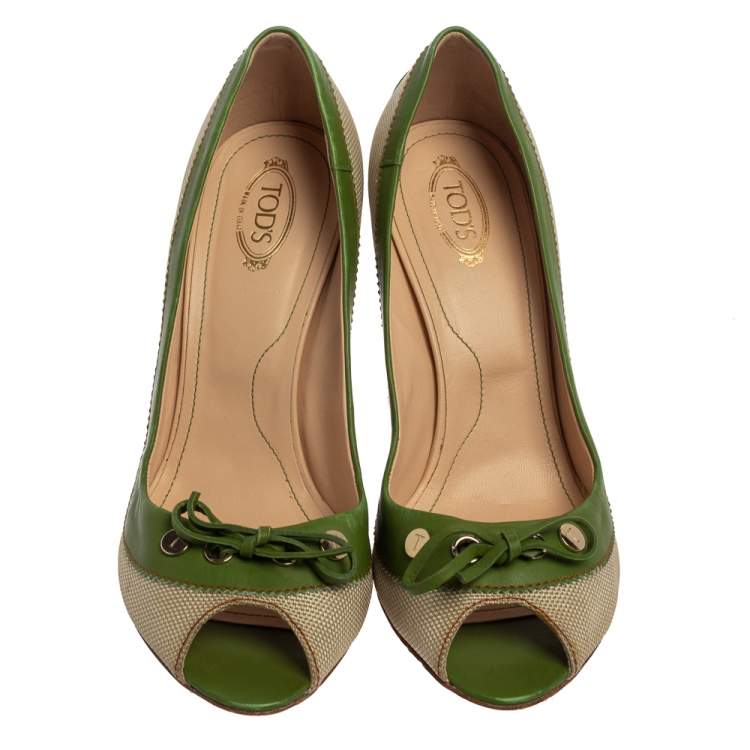 Pre Owned Tod's Beige/Green Canvas And Leather Peep Toe Slip On Pumps Size 40