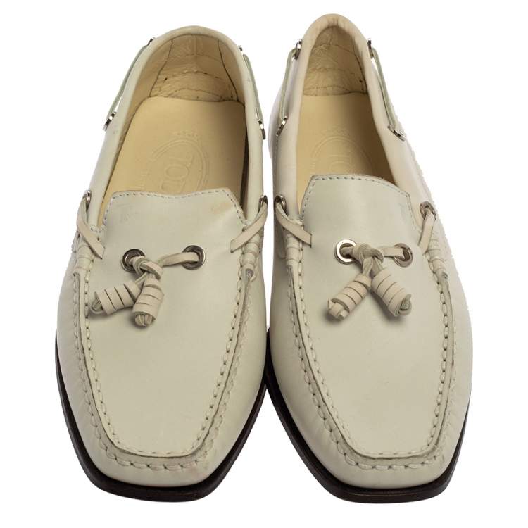 Pre Owned Tod's Off White Leather  Slip On  Loafers Size 40.5