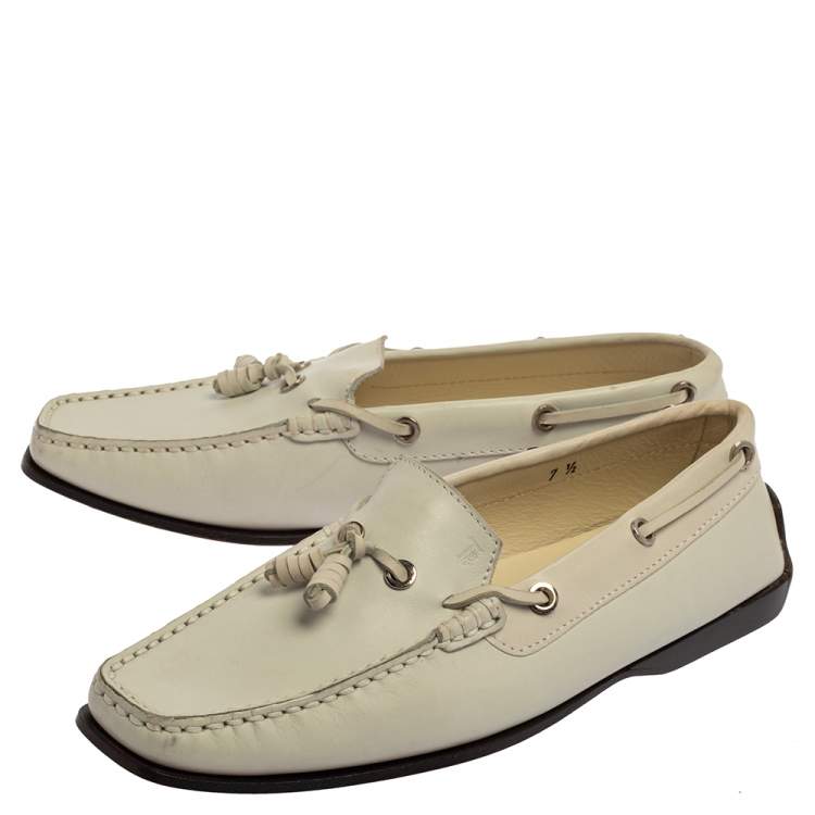 Pre Owned Tod's Off White Leather  Slip On  Loafers Size 40.5