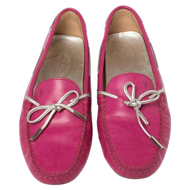 Pre Owned Tod's Pink/Silver Leather Gommini Loafers Size 40