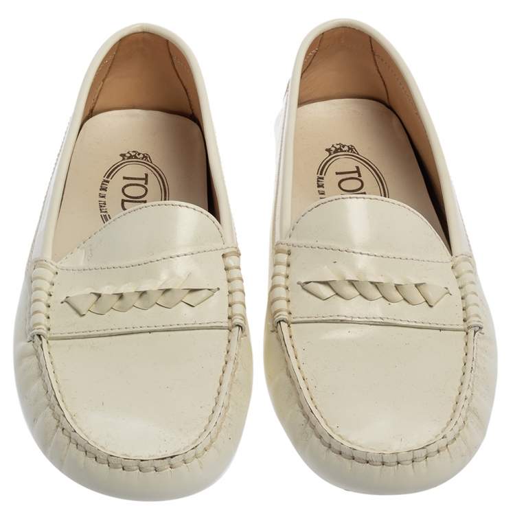 Pre Owned Tod’s White Patent Leather Penny Loafers Size 39