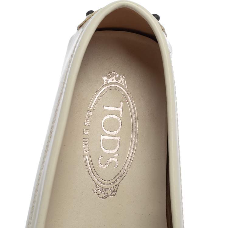 Pre Owned Tod’s White Patent Leather Penny Loafers Size 39