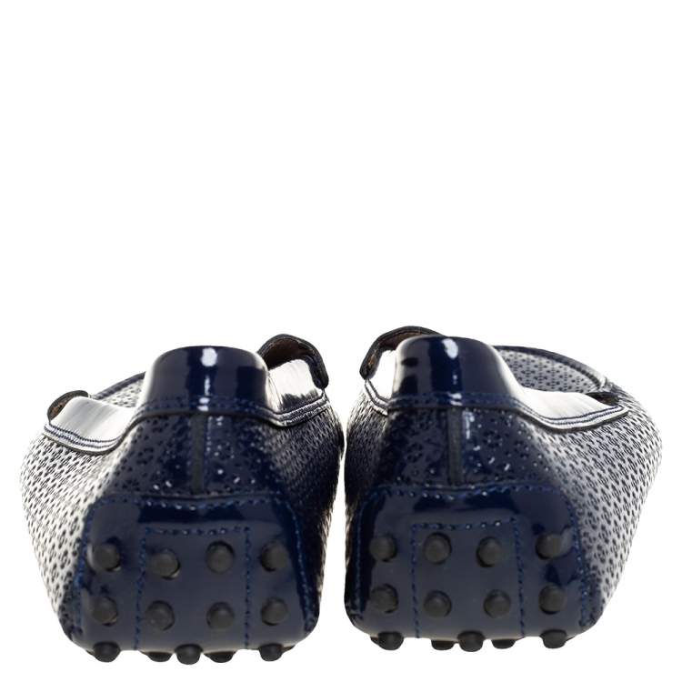 Pre Owned Tod's Navy Blue Laser Cut Patent Leather Slip On Loafers Size 40