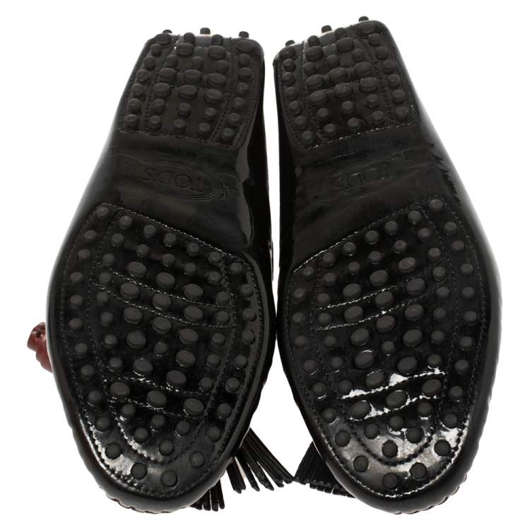 مملوكة مسبقًا Tod's Black Patent Leather Gomma Gyspy Tassel Loafers Size 38.5