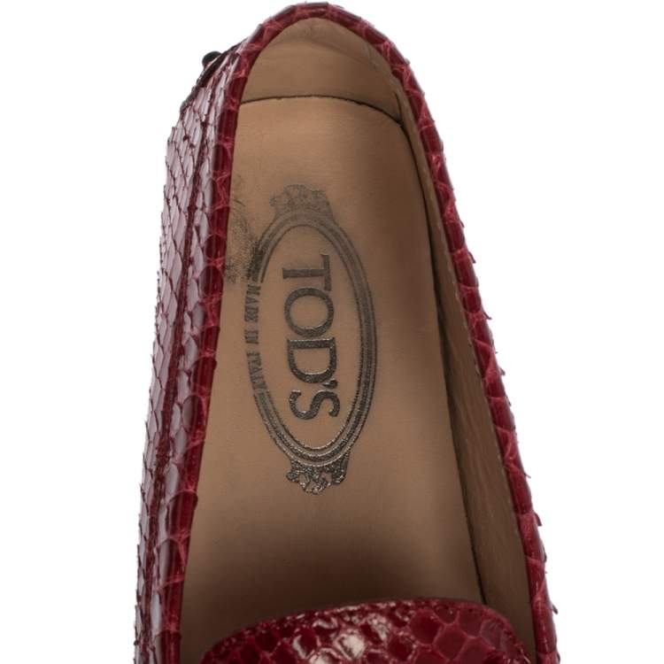 Pre Owned Tod's Red Python Double T Slip On Loafers Size 38.5