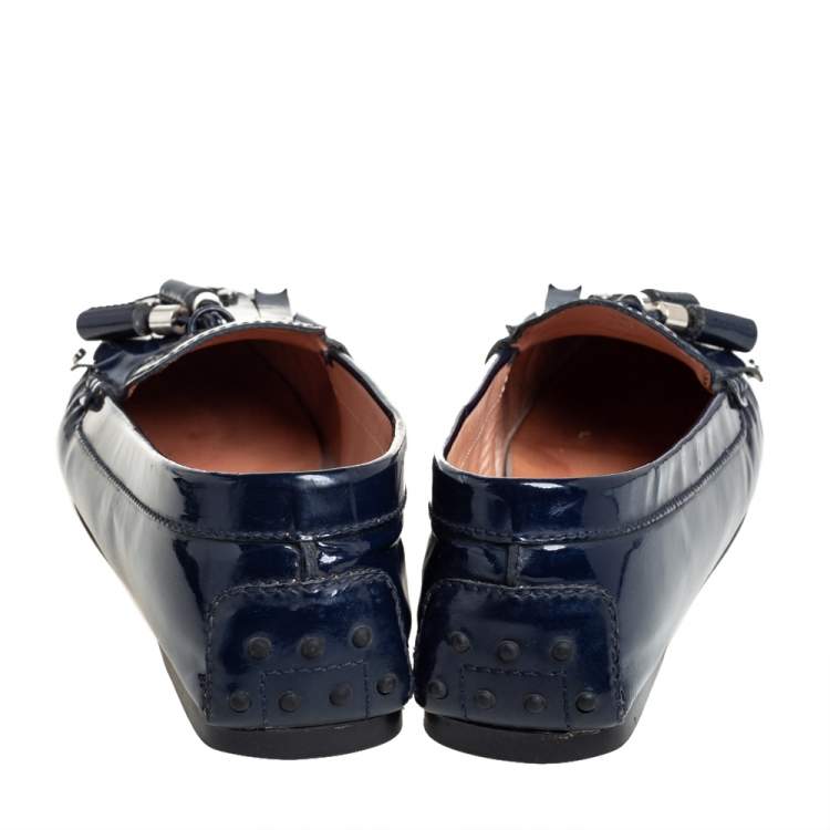 Pre Owned Tod's Blue Patent Leather Slip On Loafers Size 38.5 