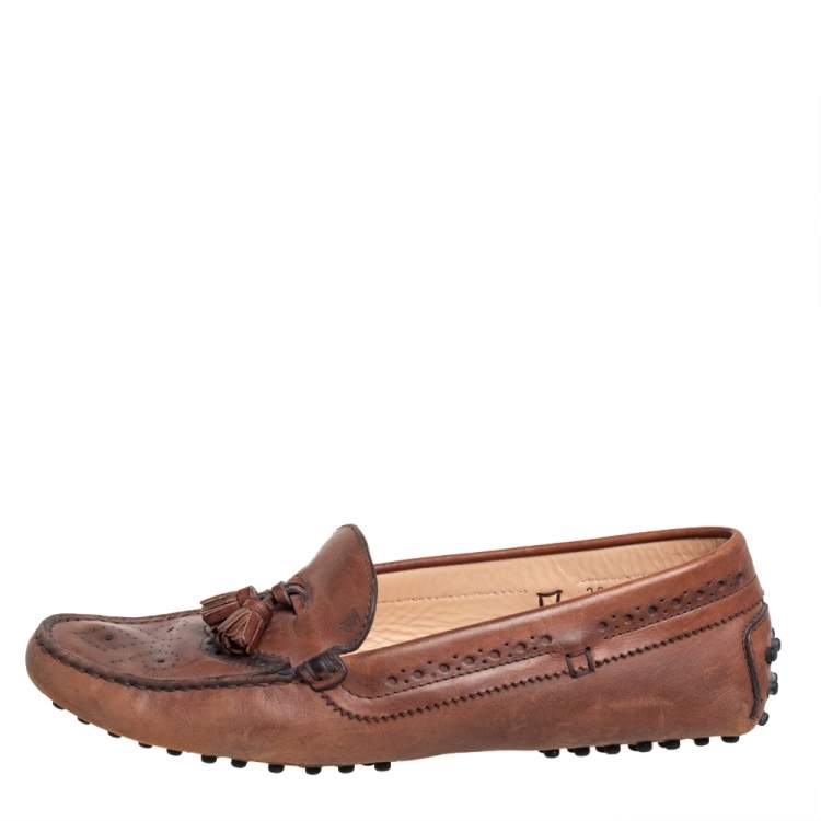 مملوكة مسبقًا Tod's Tan Leather Tassel Embellished Loafers Size 39