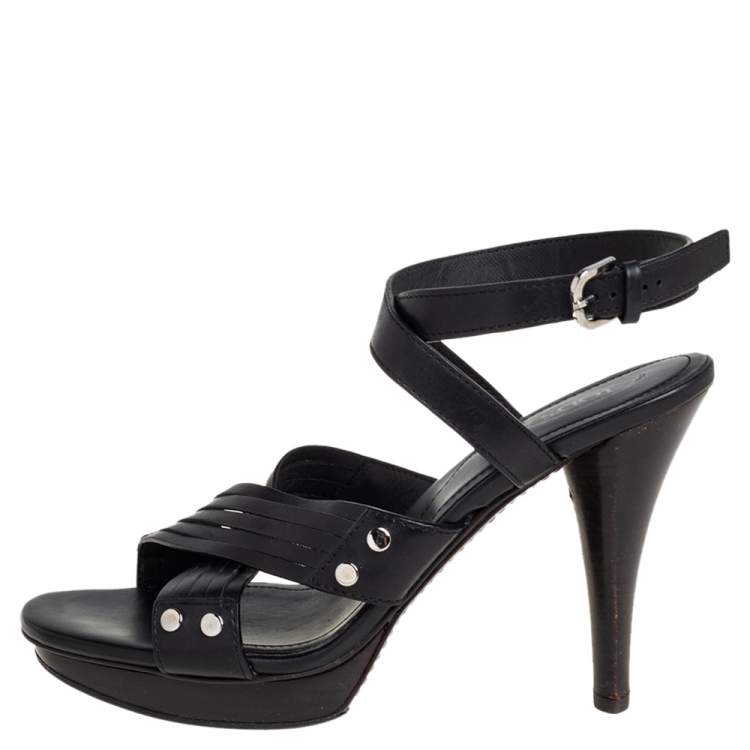 مملوكة مسبقًا Tod's Black Leather Crisscross Strap Sandals Size 40